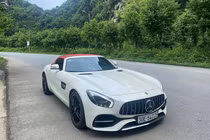 Mercedes-AMG GT Roadster hơn 10 tỷ về tay đại gia Sài Gòn