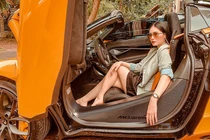 McLaren 720S Spider hơn 23 tỷ của Đoàn Di Băng “thay áo” mới