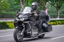 GWM Souo S2000 Flat-8 của Trung Quốc, đối thủ Honda Goldwing