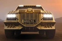 SUV bọc thép dát vàng trong phim The Dictator có giá hơn 24 tỷ 