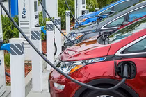 Xe ôtô điện cũ tăng giá gấp 5 lần xe dùng động cơ đốt trong