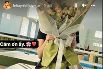 Thúy Ngân bất ngờ khoe món quà cực xịn xò từ 'người ấy' 