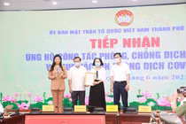Gia đình nguyên Bí thư Phạm Quang Nghị ủng hộ 100 triệu vào Quỹ vắc-xin