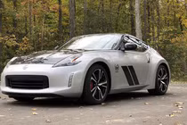 Nissan 370Z 2020 "khoe hàng" tại đại lý trước ngày ra mắt