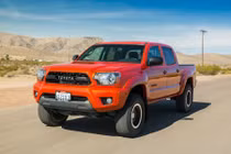 Trải nghiệm khó quên với bán tải Toyota Tacoma TRD 2015