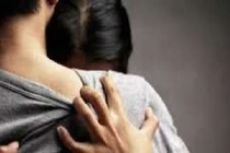 Chánh án bị quay lén khi đang quan hệ tình dục với nữ kế toán ngay tại trụ sở