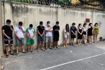 38 nam, nữ dương tính với ma túy trong quán karaoke