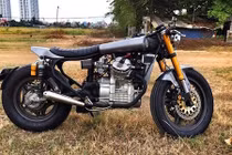 Thợ Việt “lột xác” ông cụ Honda “nát” thành cafe cực chất