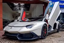 Lamborghini Aventador bản kỷ niệm 50 năm tại Sài Gòn
