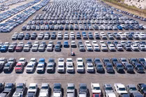 Hàng nghìn xe GM “dầm mưa dãi nắng” không xuất xưởng vì thiếu chip