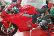 Siêu môtô Ducati V4 Panigale “lộ hàng” trước ngày ra mắt