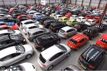 Xe ôtô thanh lý của ngân hàng, liệu có khó mua?