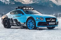 Ngắm xe đua chạy trên băng - Bentley Ice Race Continental GT 