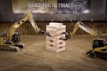 Xem máy công trường chơi trò xếp gỗ “đồ chơi” cực đỉnh