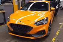Xe Ford Focus ST 2019 bất ngờ "lộ hàng" hoàn toàn