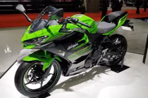 Kawasaki ra mắt xe môtô thể thao Ninja 400 mới 