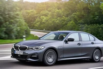 Ra mắt "xe xanh" BMW 330e Plug-in hybrid 2020 mới