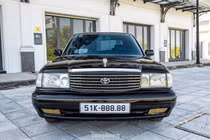 Dàn Toyota Crown "bộ trưởng” tiền tỷ, biển khủng nhất Việt Nam