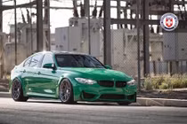 Ngắm BMW M3 “độ” phong cách “người khổng lồ xanh“