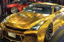 "Quái vật" triệu đô Nissan R35 GTR dát vàng đầy sang chảnh