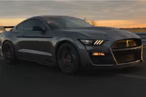 Ford Mustang Shelby GT500 thành "quái vật Venom 1000” nhờ Hennessey