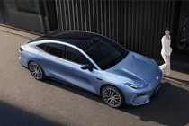 Geely Galaxy E8 2025 mới thêm cảm biến LiDAR, giá từ 21.100 USD