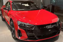 Audi e-tron GT 2022 sắp bán tại Việt Nam, Porsche Taycan dè chừng?