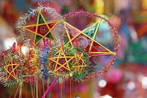 Những món đồ chơi gợi nhớ về mùa Trung thu xưa mà nay vẫn đắt hàng