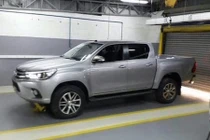 Toyota Hilux mới tiếp tục lộ loạt ảnh chi tiết