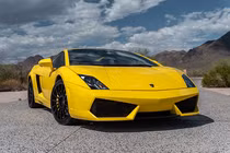 Siêu xe Lamborghini Gallardo số sàn 240.000 USD, đắt hơn Huracán