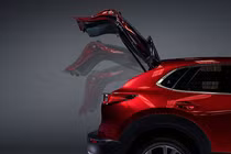 Mazda thiết kế cửa hậu đóng/mở hai tốc độ lần đầu tiên trên ôtô