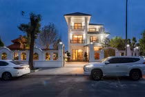 Choáng ngợp biệt thự hoa lan “Năm Cánh Trắng” rộng 1000m2 của đại gia Bắc Ninh