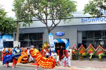 Lập kỷ lục bán hàng, Ford mở thêm đại lý phía Nam