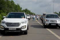 Hàng chục xe Santa Fe hội tụ offline du lịch tại Việt Nam