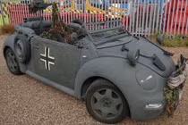 Con bọ Volkswagen Beetle phiên bản "nhà binh" siêu hầm hố