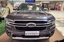 "Soi" Ford Everest 2022 Titanium Plus hơn 1,2 tỷ sắp về Việt Nam