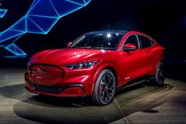 Xe điện Ford Mustang Mach-E First Edition “cháy hàng” tại Mỹ 