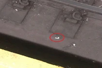 Nỗi khổ của người dùng khi rơi tai nghe AirPods