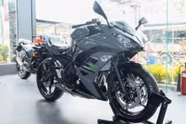 Kawasaki Ninja 650 2018 mới giá 288 triệu tại VN
