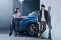 SUV giá rẻ Toyota Urban Cruiser HyRyder 2022 lần đầu lộ nội thất