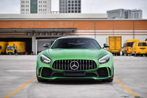 Mercedes-AMG GT R hơn 11 tỷ về Việt Nam với màu sơn “huyền thoại“