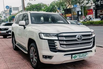 Toyota Land Cruiser bản 5 chỗ độc nhất Việt Nam hơn 7,7 tỷ đồng