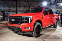 Siêu bán tải Ford F-150 2024 đã được bàn giao trở lại