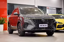 MG RX5 tiếp tục giảm đến 130 triệu đồng, rẻ ngang Hyundai Creta