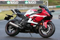 Siêu môtô Yamaha YZF-R6 kỷ niệm 20 năm bán 320 triệu đồng