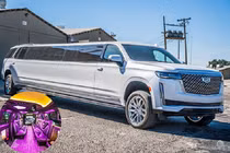 Cadillac Escalade siêu sang dài như xe buýt 45 chỗ, hơn 5,2 tỷ đồng