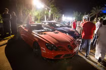 Xem các đại gia Trung Đông "show hàng” siêu xe triệu đô