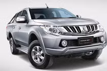 Mitsubishi trình làng bán tải Triton mới giá 554 triệu đồng