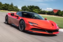Ferrari SF90 Stradale hàng tỷ đồng của Cường Đô la có gì đặc biệt?