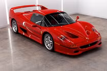 Ferrari F50 "ông cụ" lăn bánh 1.000km dự kiến bán 161 tỷ đồng